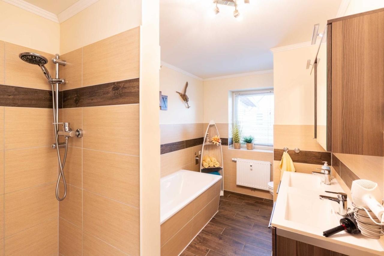 Ferienhaus Usedomer Flaschenpost ツィノヴィッツ 部屋 写真